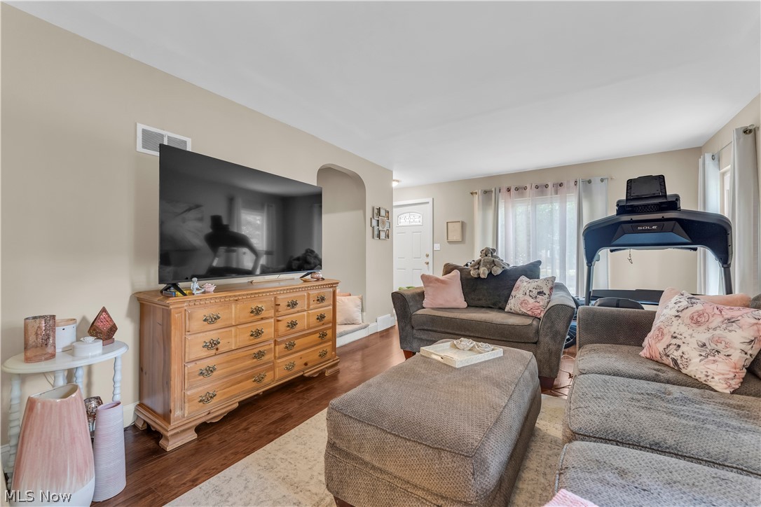 102 Hartman Street Berea OH 44017