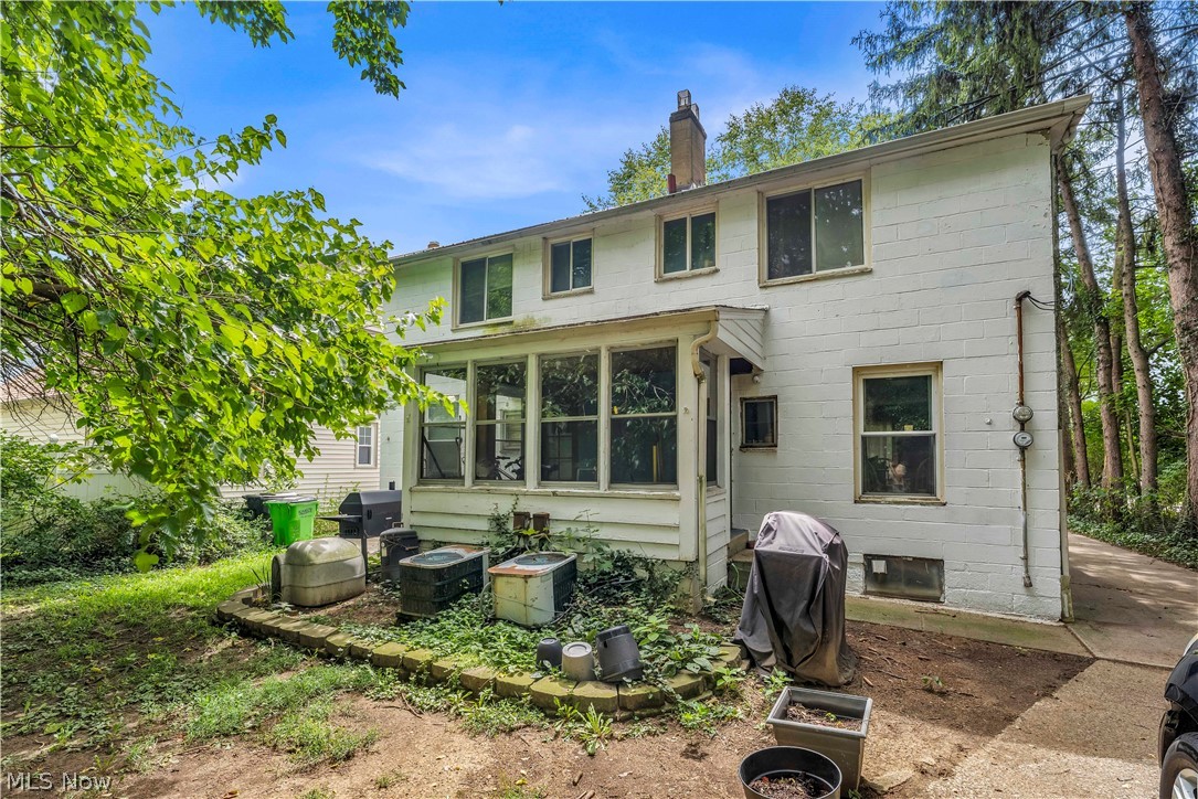 102 Hartman Street Berea OH 44017