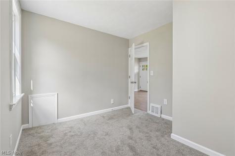 3535 Erin Avenue Cleveland OH 44113