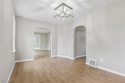 3535 Erin Avenue Cleveland OH 44113