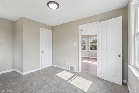 3535 Erin Avenue Cleveland OH 44113