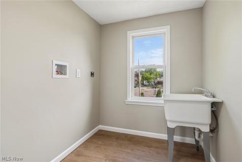 3535 Erin Avenue Cleveland OH 44113