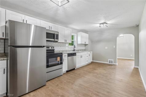 3535 Erin Avenue Cleveland OH 44113