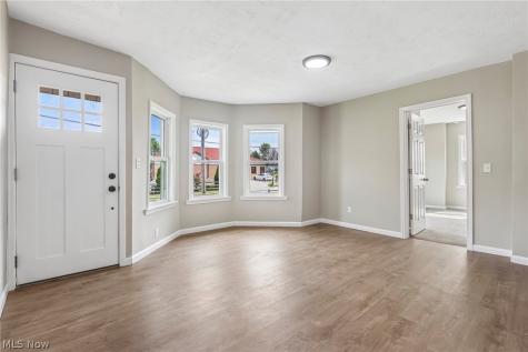 3535 Erin Avenue Cleveland OH 44113