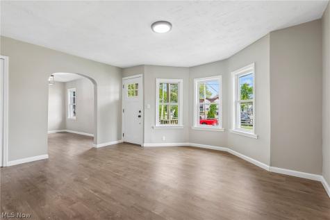 3535 Erin Avenue Cleveland OH 44113