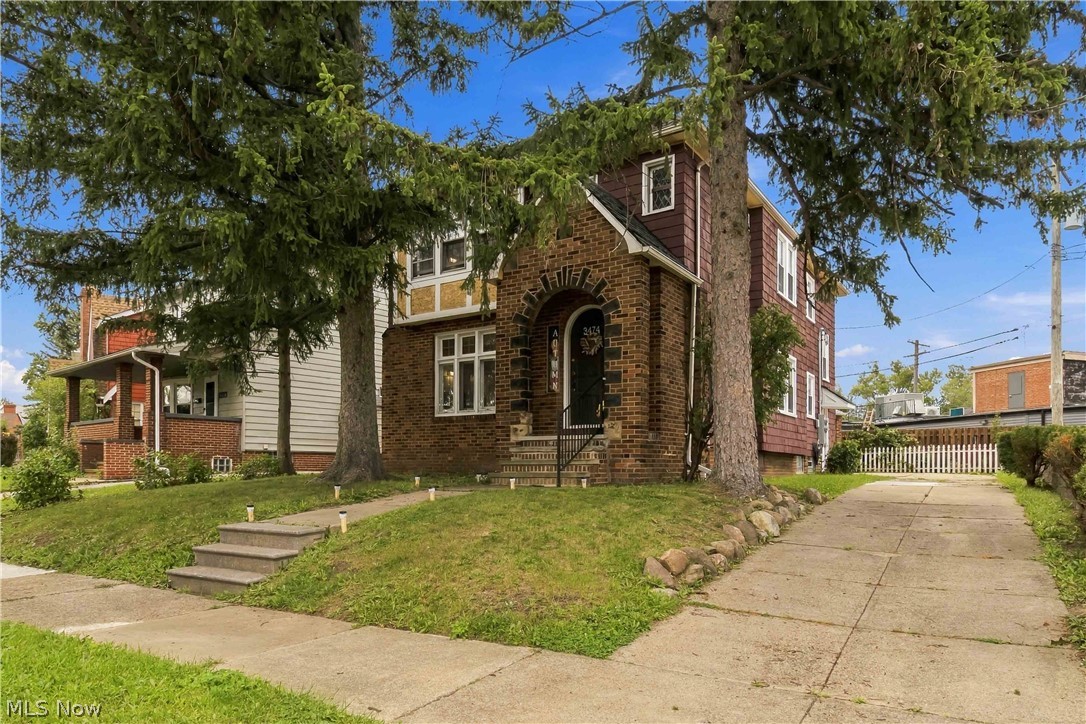3474 Raymont Boulevard University Heights OH 44118