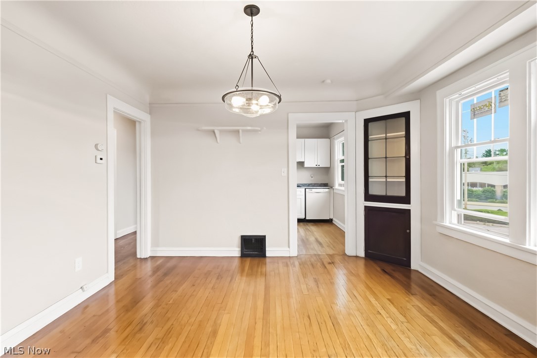 3474 Raymont Boulevard University Heights OH 44118