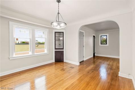 3474 Raymont Boulevard University Heights OH 44118