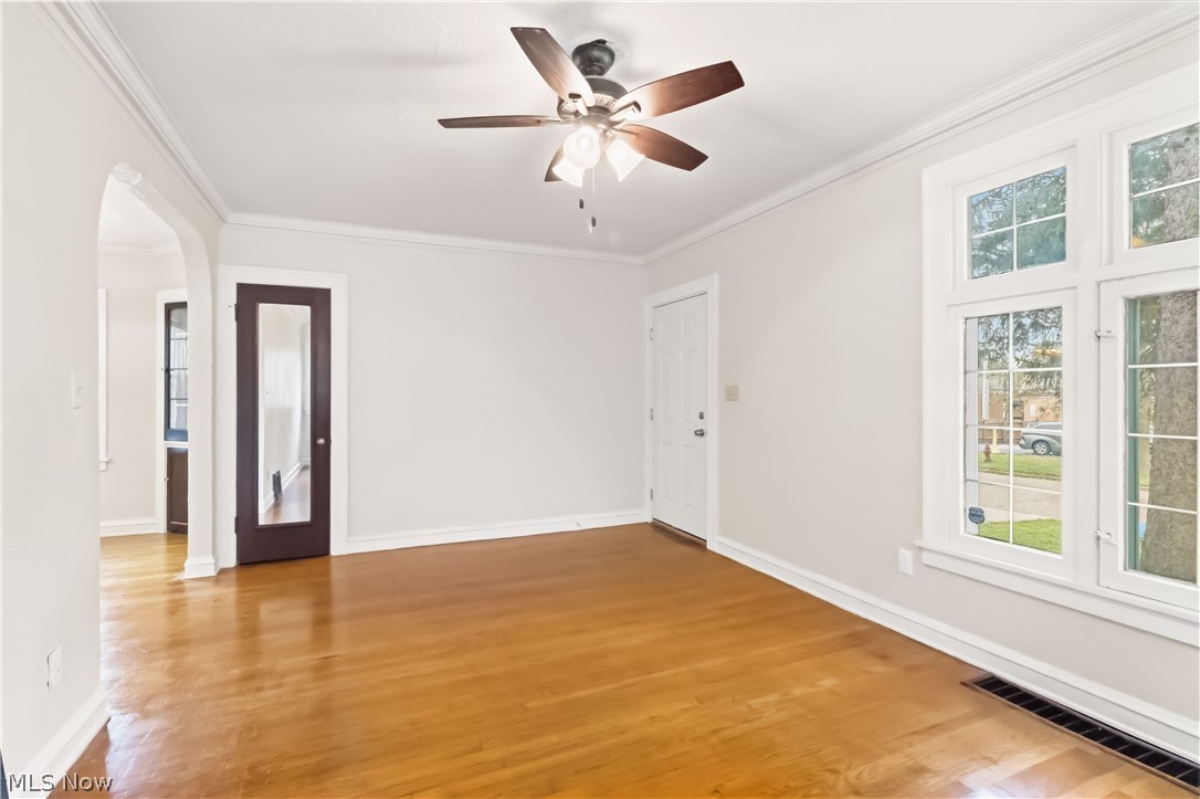 3474 Raymont Boulevard University Heights OH 44118