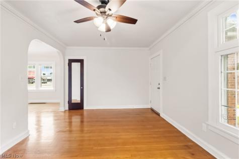 3474 Raymont Boulevard University Heights OH 44118