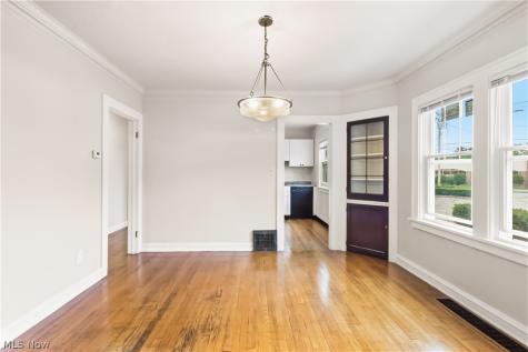 3474 Raymont Boulevard University Heights OH 44118