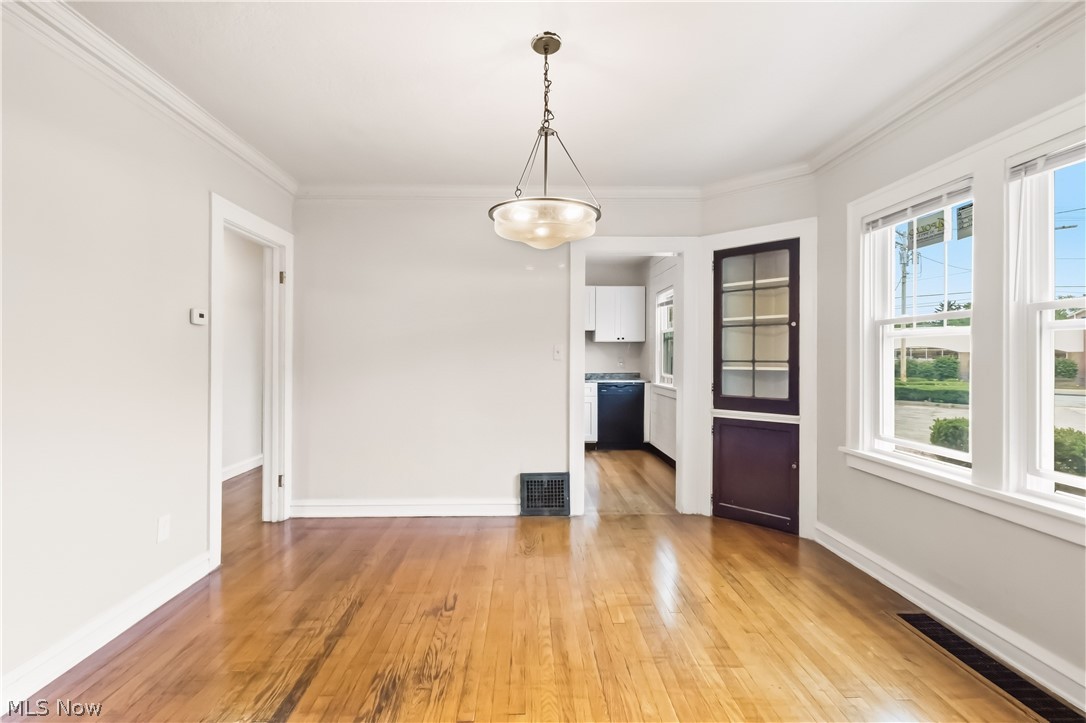 3474 Raymont Boulevard University Heights OH 44118