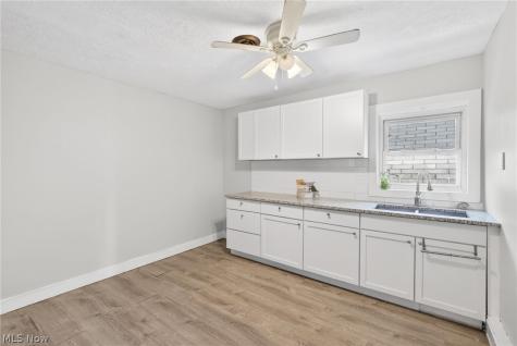 2763 W 32nd Street Cleveland OH 44113