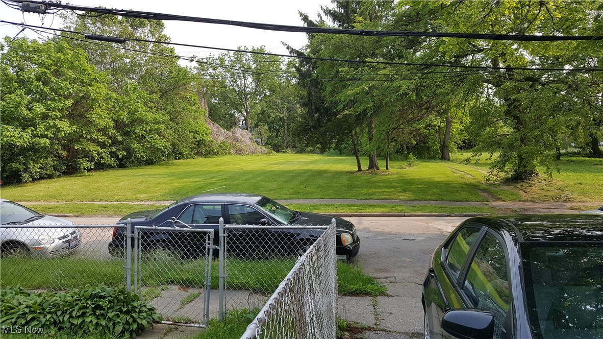 10511-10515 Frank Avenue Cleveland OH 44106