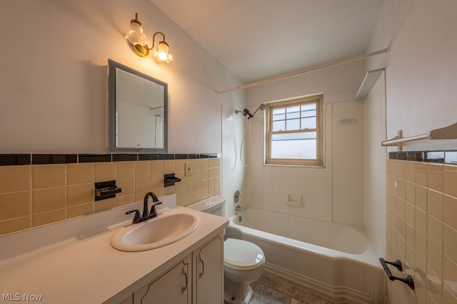 2217 Lincoln Avenue Lakewood OH 44107