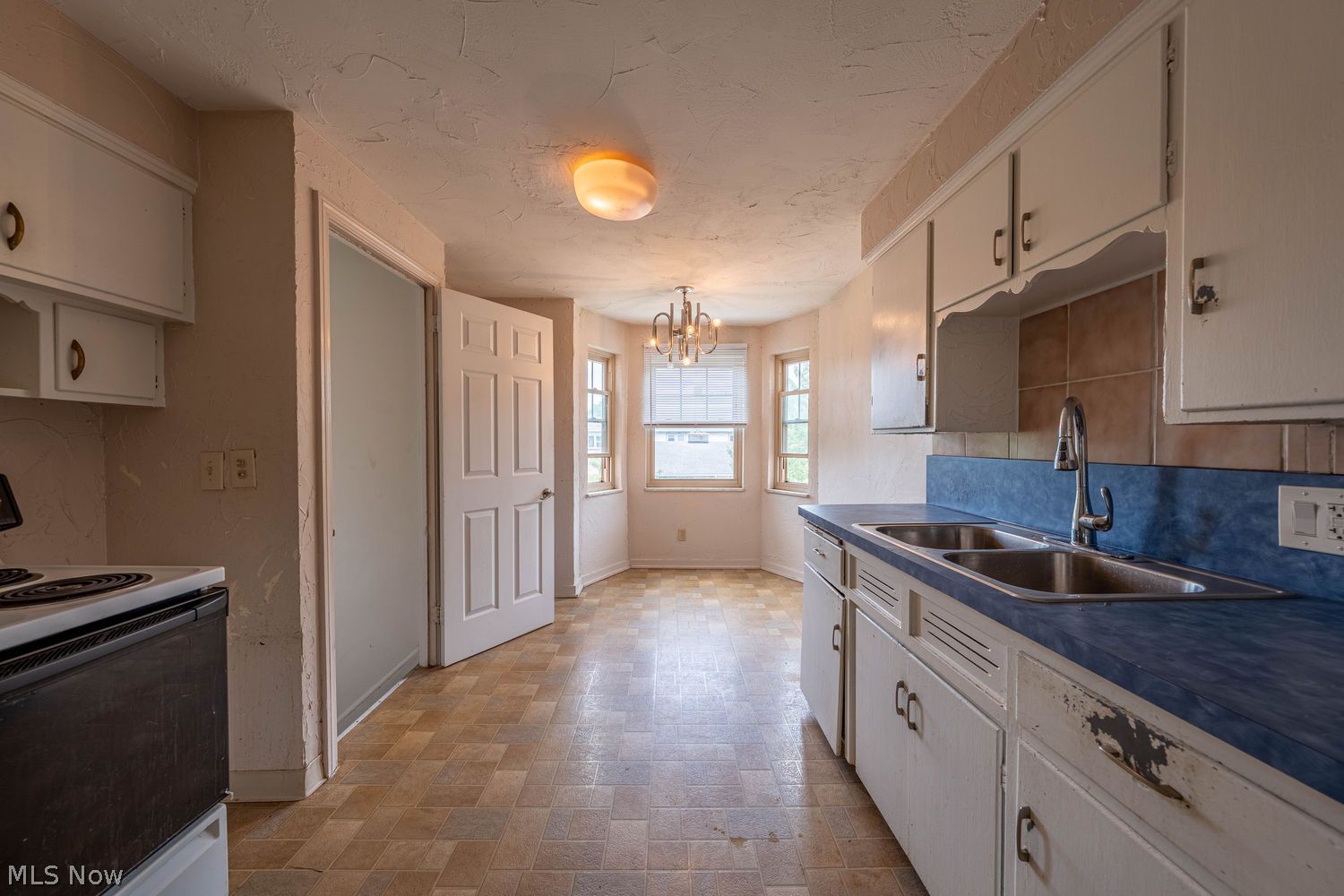 2217 Lincoln Avenue Lakewood OH 44107