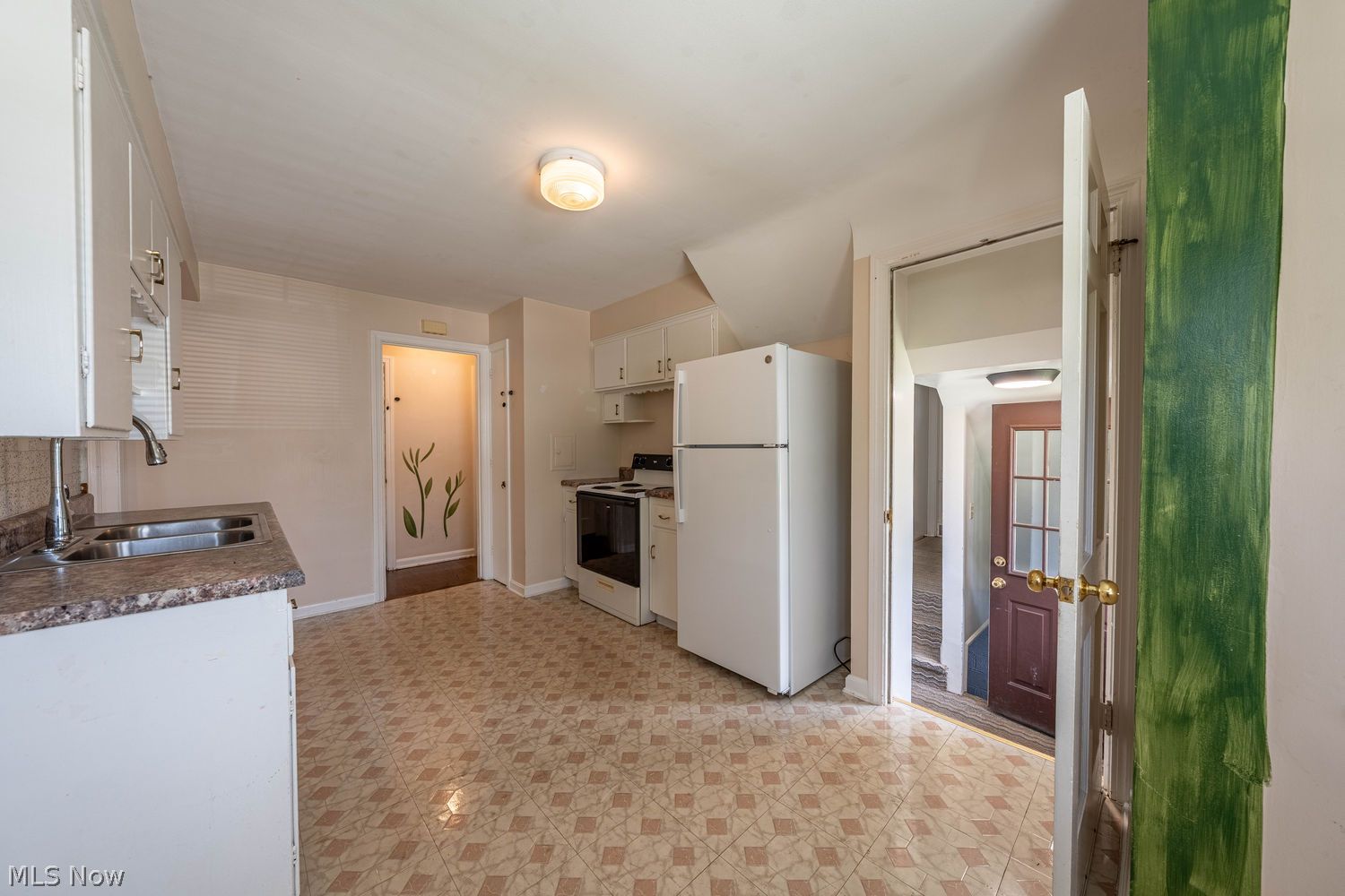 2217 Lincoln Avenue Lakewood OH 44107
