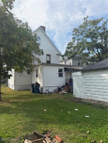 761 Washington Avenue Lorain OH 44052
