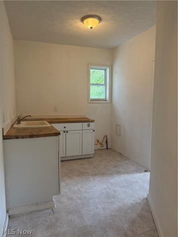 761 Washington Avenue Lorain OH 44052