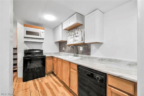 3214 W 61st Street Cleveland OH 44102