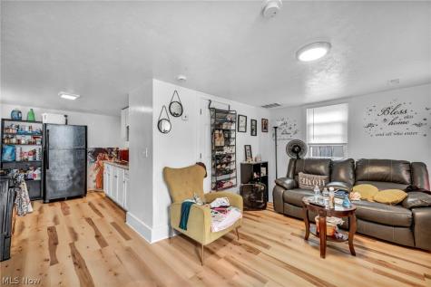 3214 W 61st Street Cleveland OH 44102