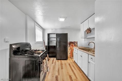 3214 W 61st Street Cleveland OH 44102