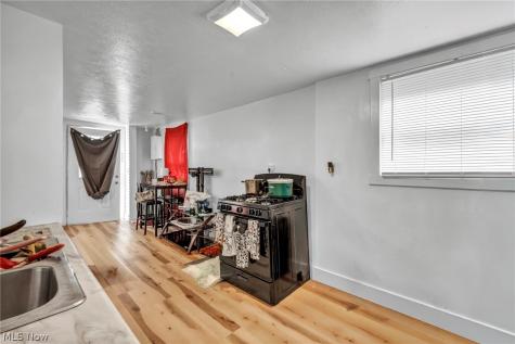 3214 W 61st Street Cleveland OH 44102