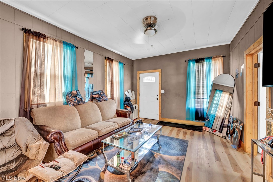3214 W 61st Street Cleveland OH 44102