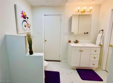 1858 W 45th Street Cleveland OH 44102