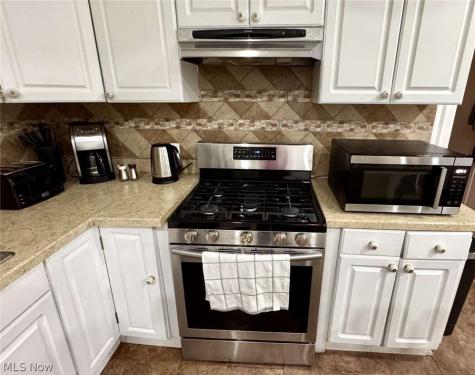 1858 W 45th Street Cleveland OH 44102