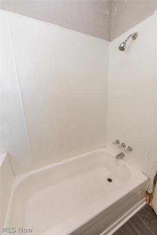 10937-10929 Massie Avenue Cleveland OH 44108