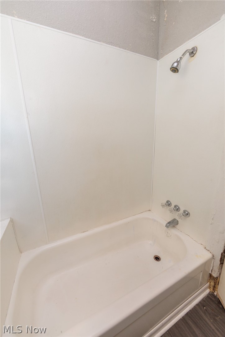 10937-10929 Massie Avenue Cleveland OH 44108