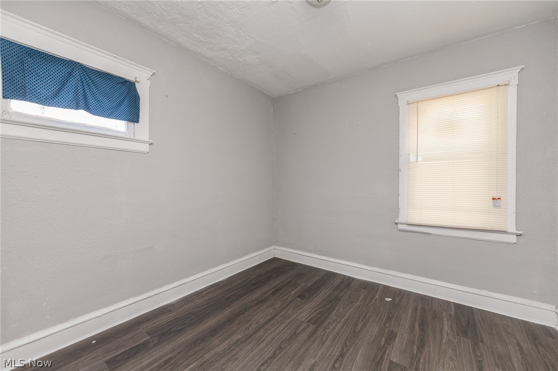 10937-10929 Massie Avenue Cleveland OH 44108