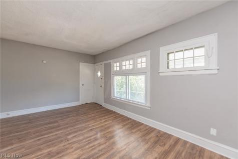 10937-10929 Massie Avenue Cleveland OH 44108