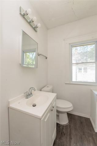 10937-10929 Massie Avenue Cleveland OH 44108