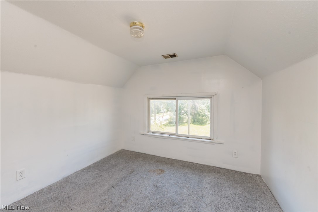 10937-10929 Massie Avenue Cleveland OH 44108
