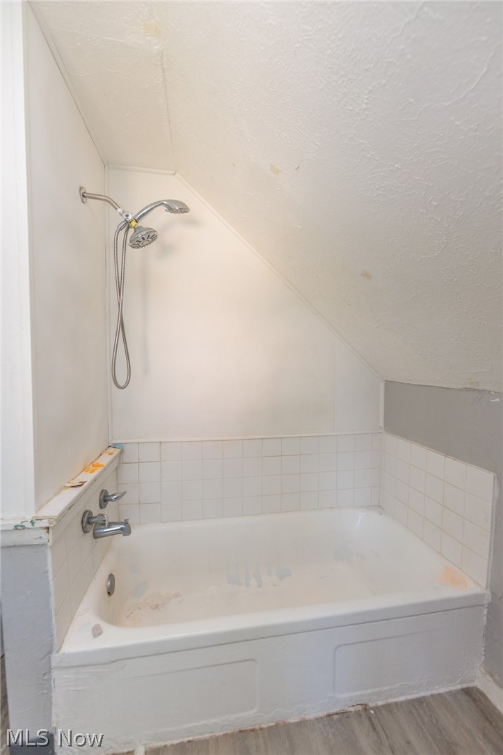 10937-10929 Massie Avenue Cleveland OH 44108