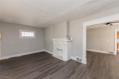 10937-10929 Massie Avenue Cleveland OH 44108