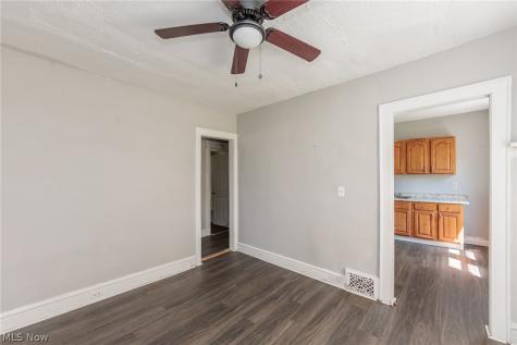 10937-10929 Massie Avenue Cleveland OH 44108