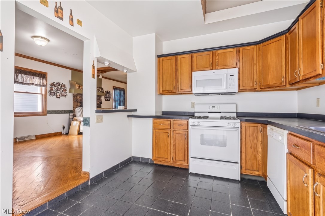 126 Avis Avenue NW Massillon OH 44646