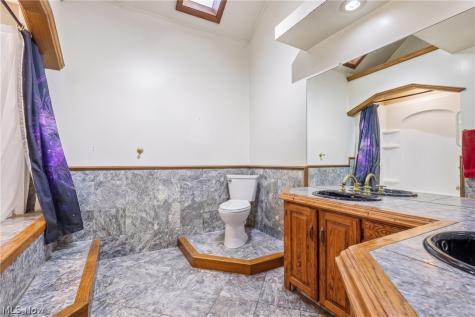 126 Avis Avenue NW Massillon OH 44646
