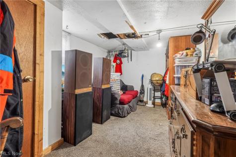 126 Avis Avenue NW Massillon OH 44646