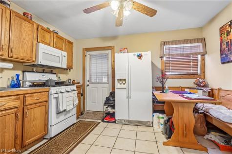 126 Avis Avenue NW Massillon OH 44646