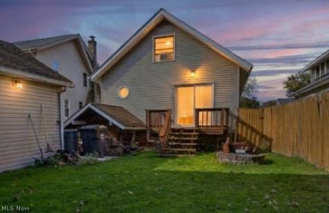 126 Avis Avenue NW Massillon OH 44646