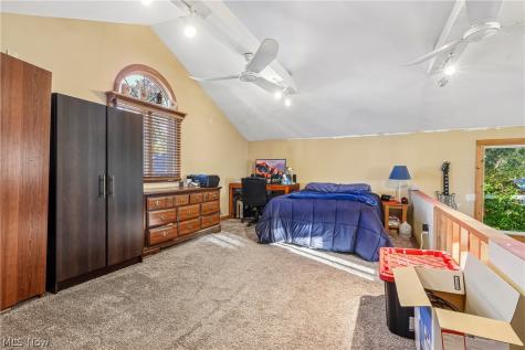 126 Avis Avenue NW Massillon OH 44646