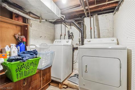 126 Avis Avenue NW Massillon OH 44646