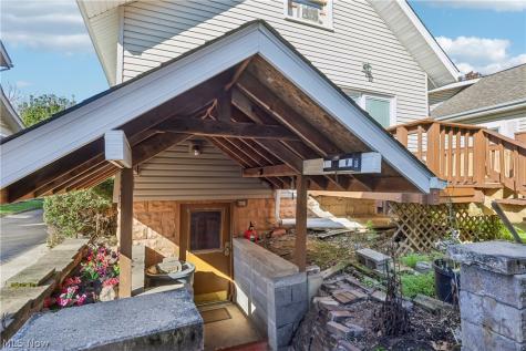126 Avis Avenue NW Massillon OH 44646