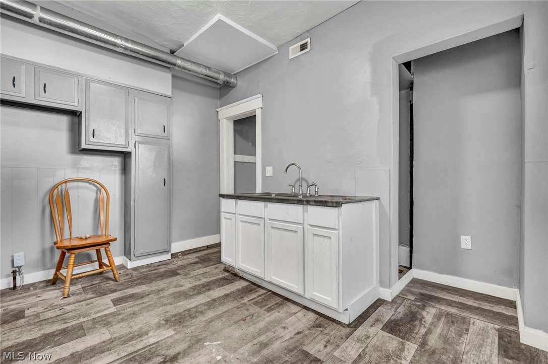 8311 Decker Avenue Cleveland OH 44103