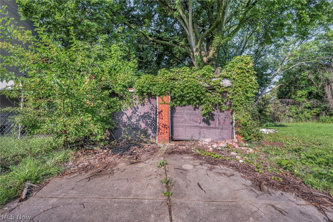 8311 Decker Avenue Cleveland OH 44103