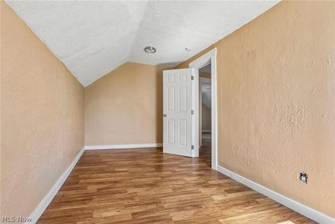 3602 Mobile Court Cleveland OH 44109